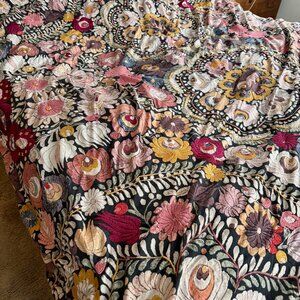 Pre-loved Pottery Barn Helena Embroidered Floral Percal Duvet Cover QUEEN
